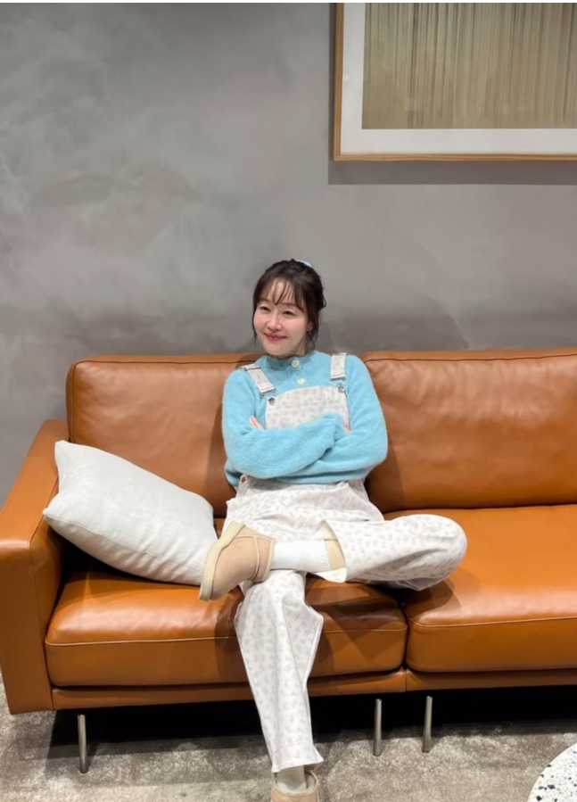 배우 엄지원