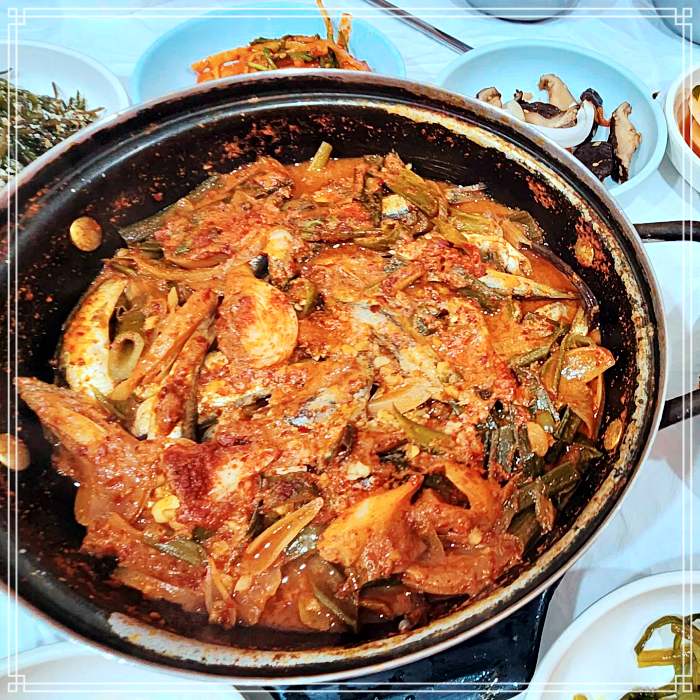 남해 상주 은모래비치 맛집 아침식사 가능, 모듬 생선구이, 멸치쌈밥