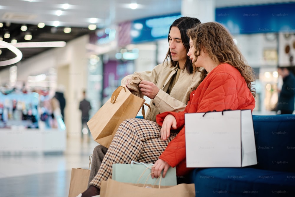 소비자 행동 관련 이미지