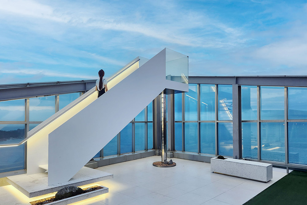 바다와 노을을 담은 최고의 뷰 스팟