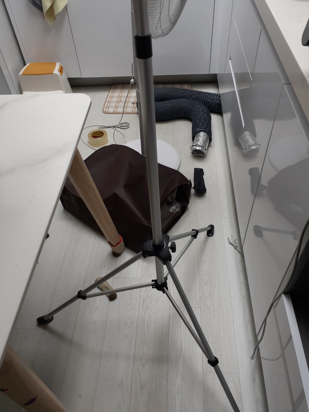 캠핑용전등스탠드