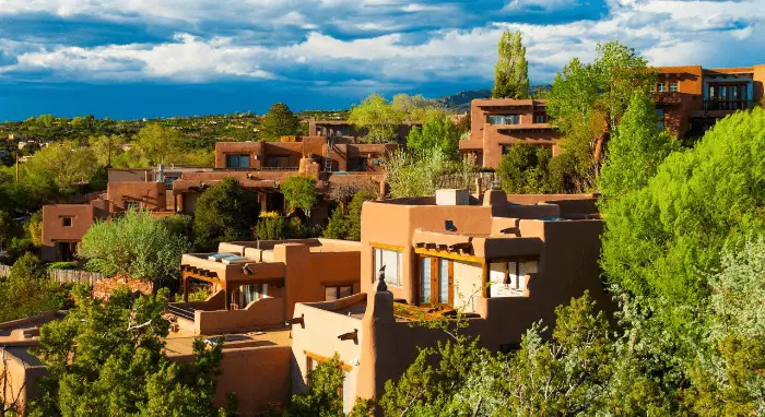 산타페 Santa Fe New Mexico (source: www.visittheusa.com/)