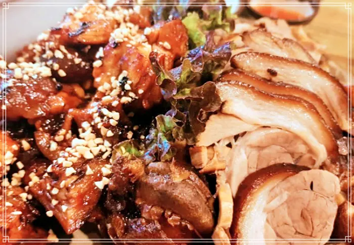마포, 공덕 맛집 20년째 골목을 지킨 전통의 맛 한방 족발
