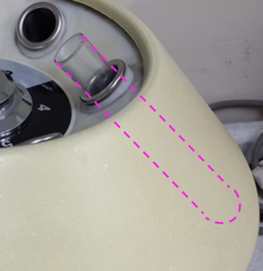 원심분리기속의 시험관