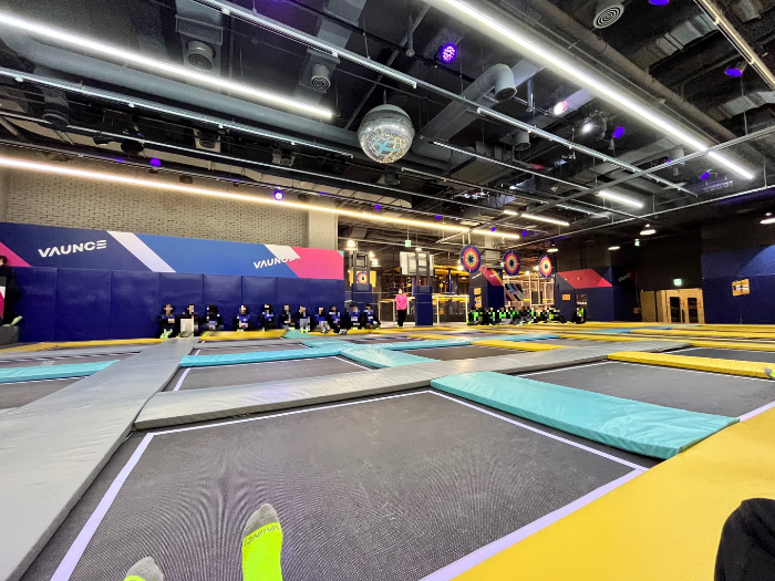 메인 트램폴린 파크