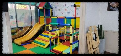 생생정보 - 대왕암 돌미역 닭국수집, 해산물과 닭이 빚어낸 특별한 맛