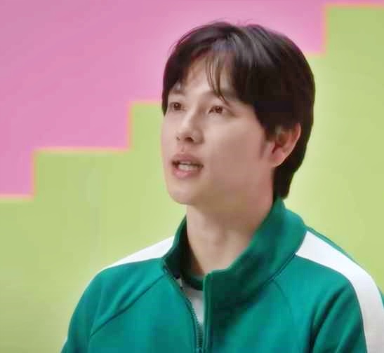 오징어게임-시즌2-참가자-명기-인터뷰-장면