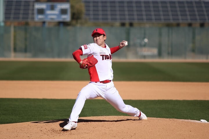 기아타이거즈 TOP 10 연봉 잘생긴 야구선수 윤영철