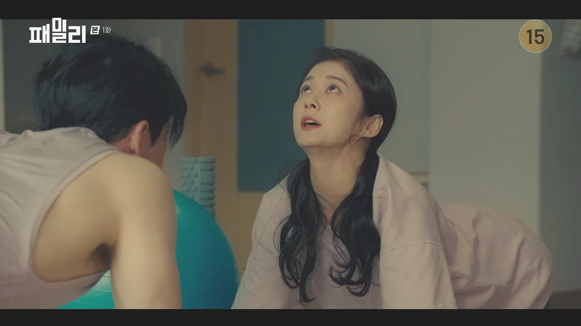 패밀리 드라마 1회 줄거리