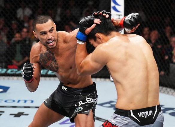 UFC 320