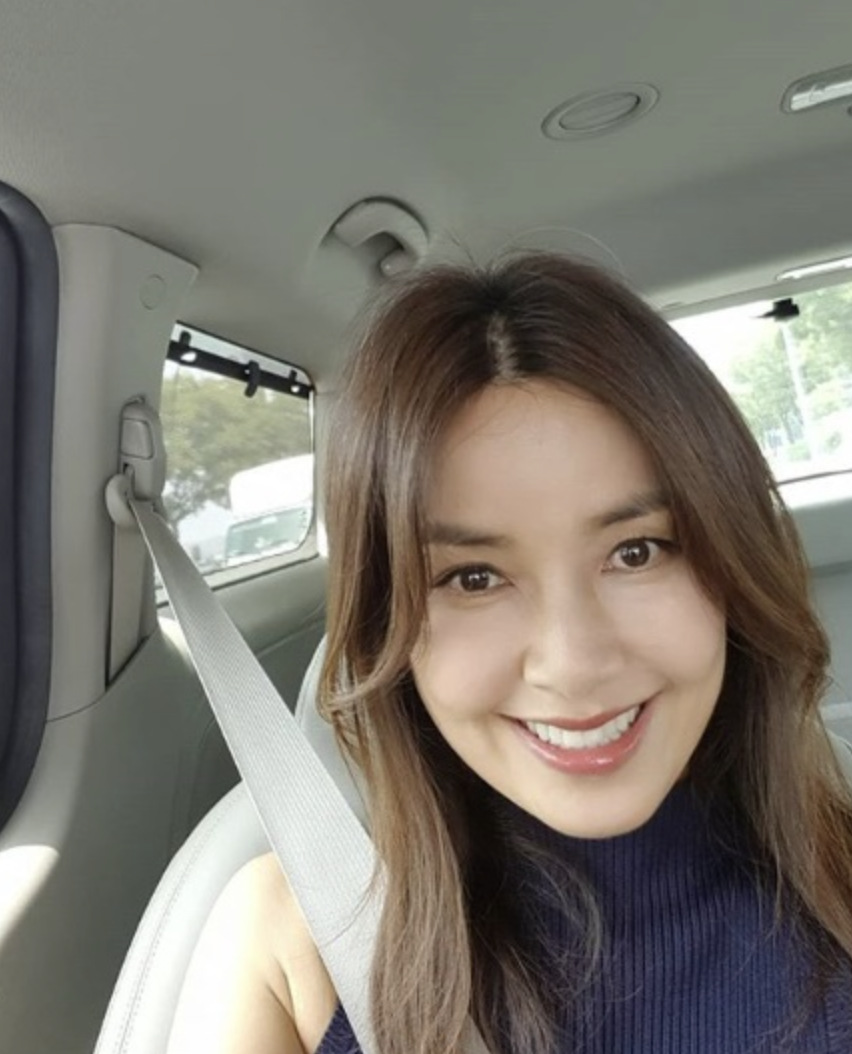 신애라 인스타그램 셀카