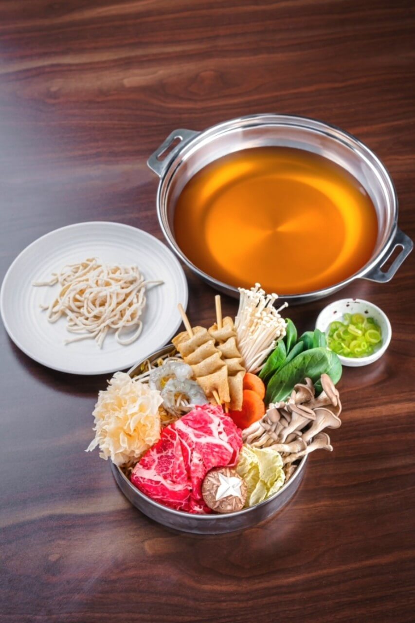 생방송투데이 외국인의 밥상 경기 수원시 굴림만두전골 맛집 행운만두칼국수 생방송투데이 3779회