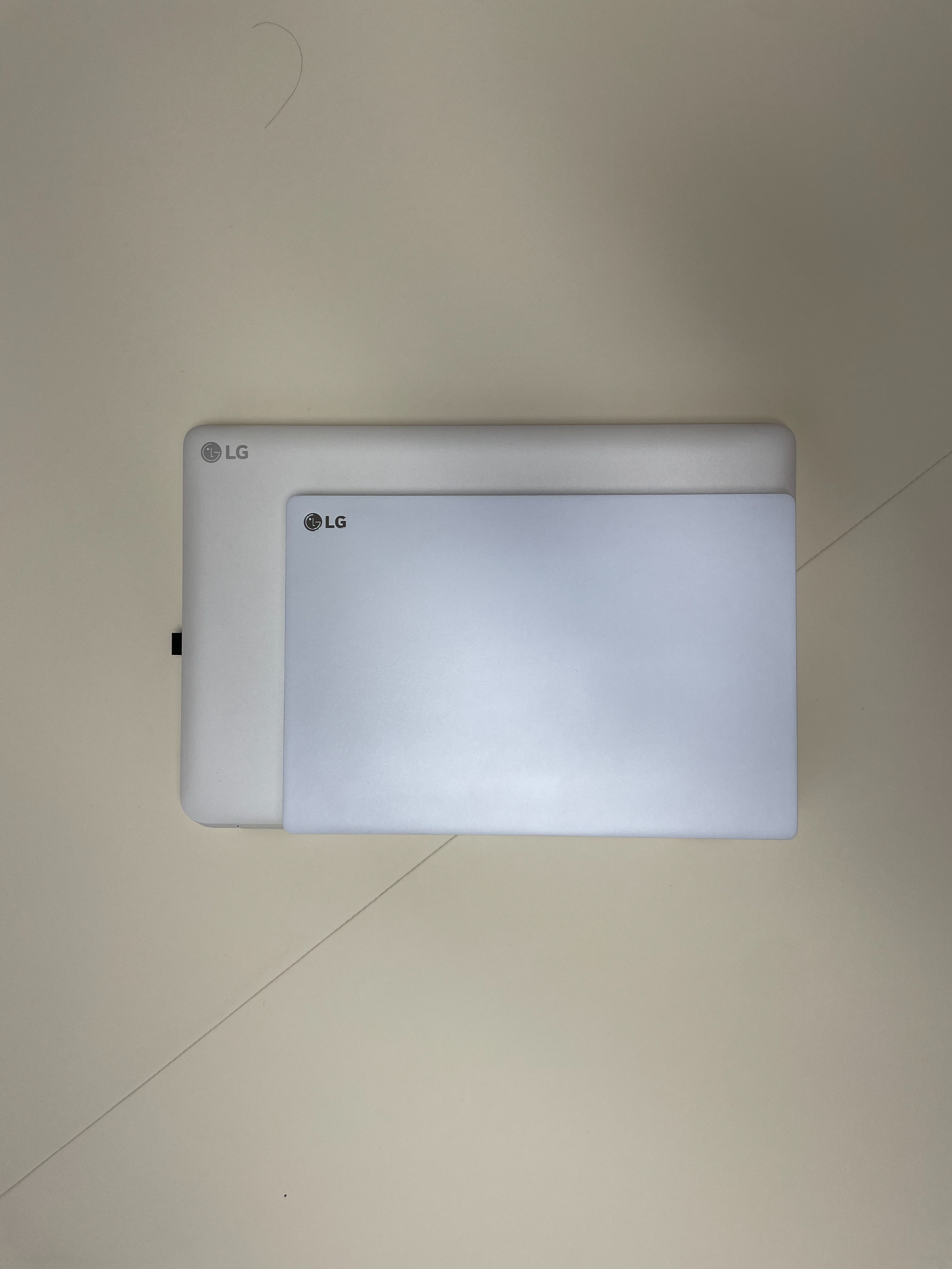 13인치 15인치 노트북 크기차이