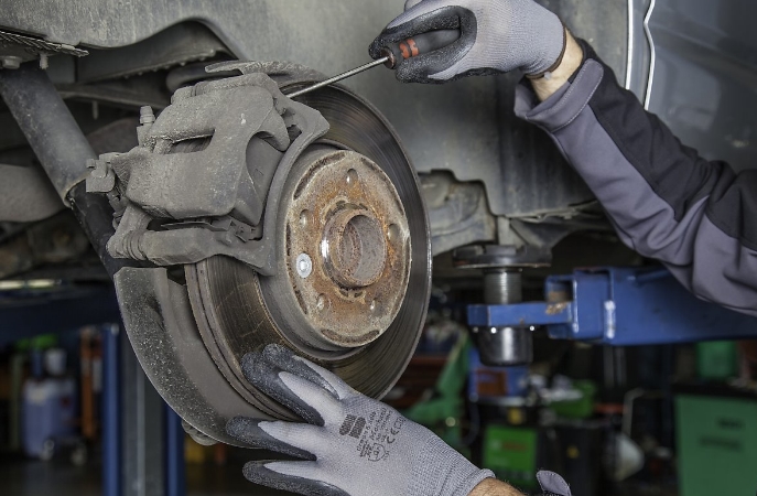 브레이크 패드 자가점검