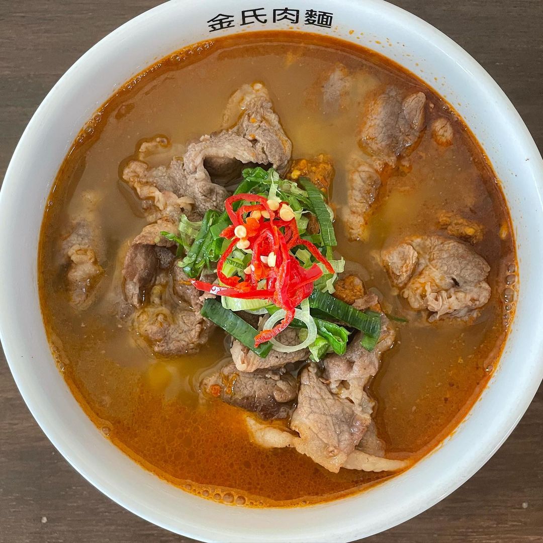 홍국수-홍돈육면