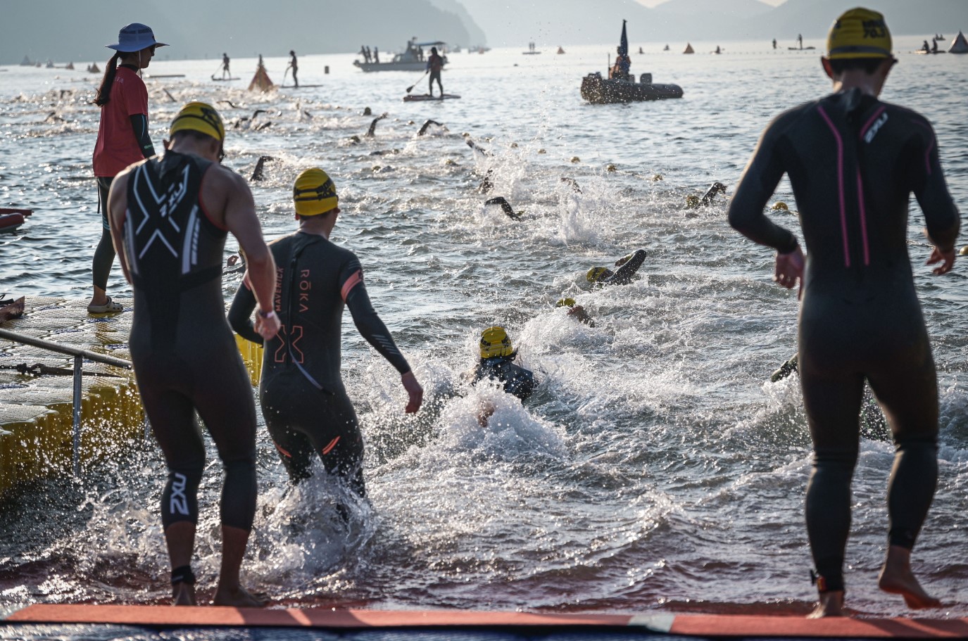 웻슈트 선택법 : 브랜드, 착용감, 규정에 따른 추천 가이드