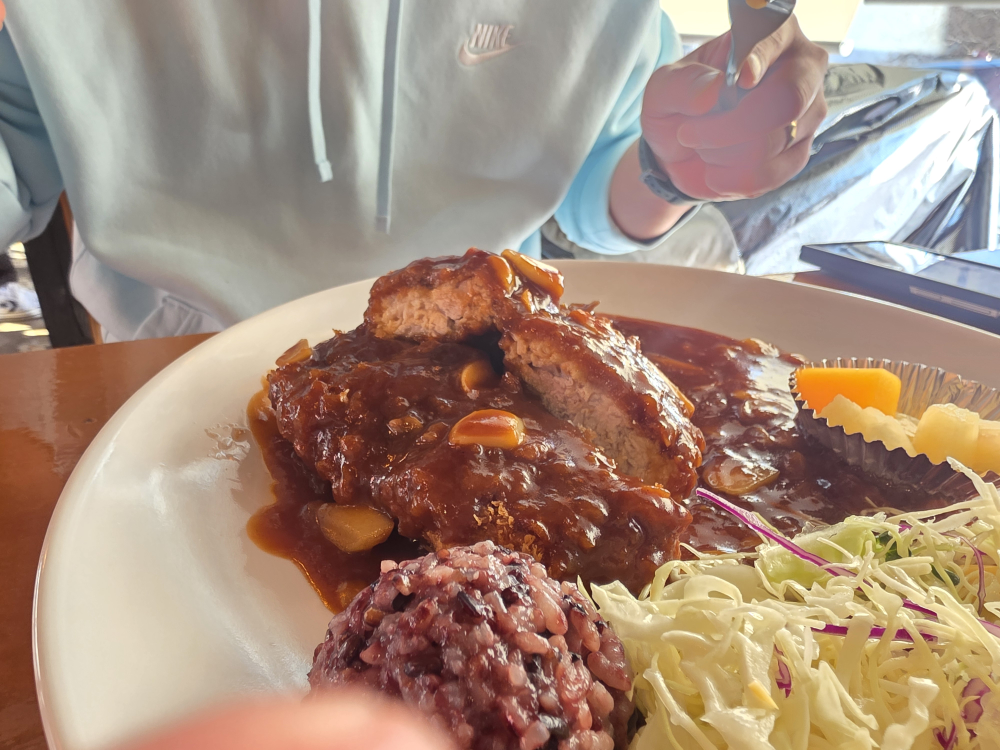 여주 맛집 배꼽시계 함박스테이크