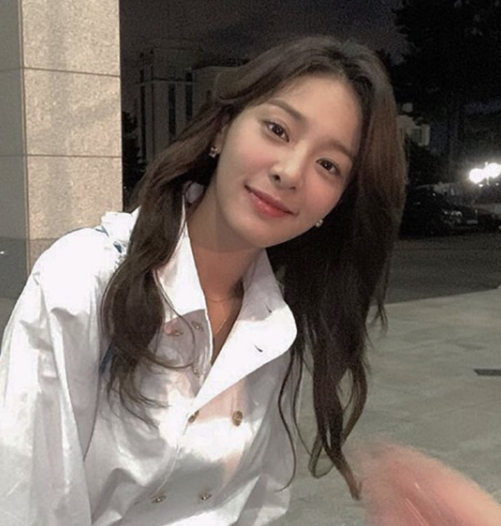 설인아 셀카