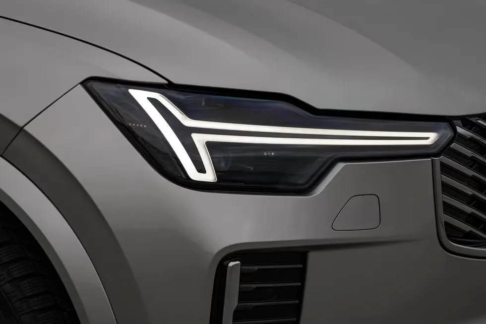 볼보 XC90 이미지