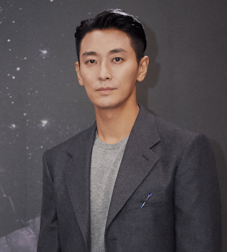 조규성 주지훈