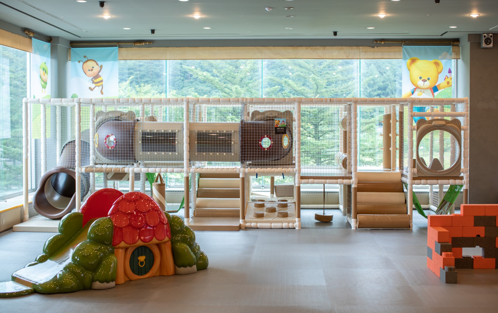 조용한 창의놀이 공간