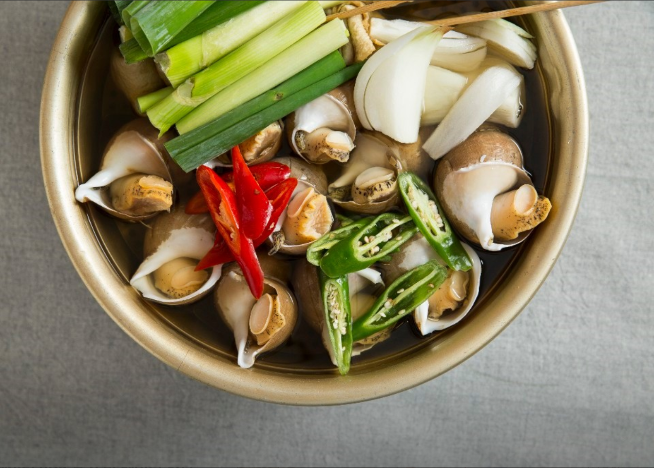 골뱅이신사 신사역맛집 자연산 생골뱅이탕으로 소문난 강남 해산물 명소