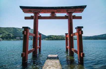 의외로-모르는-여름-해외-여행지-아이슬란드-뉴질랜드-일본-무더위