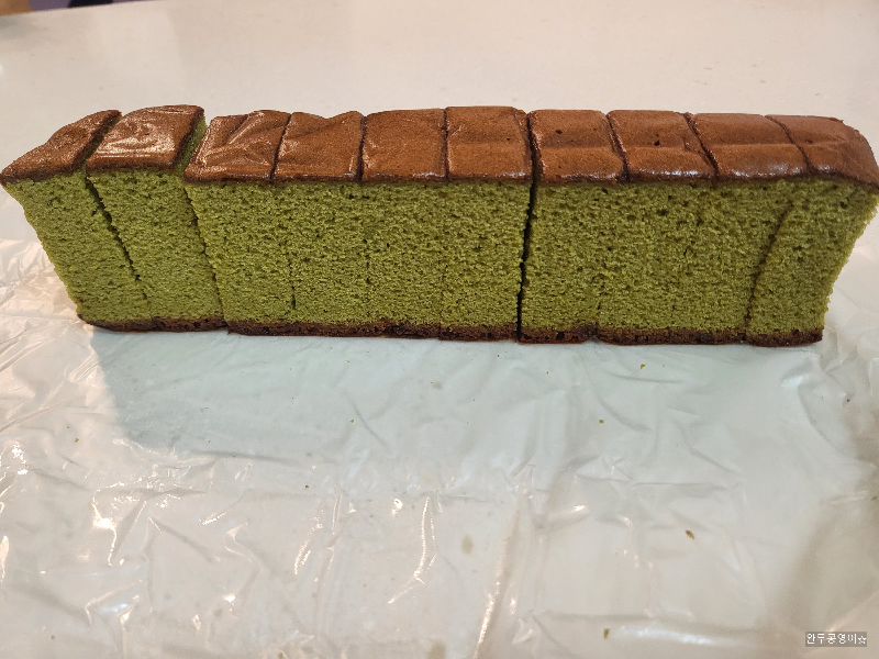 문단당 말차 카스테라 진한 말차색