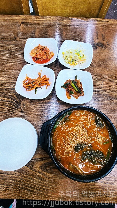 동강어탕국수-주메뉴-어탕국수