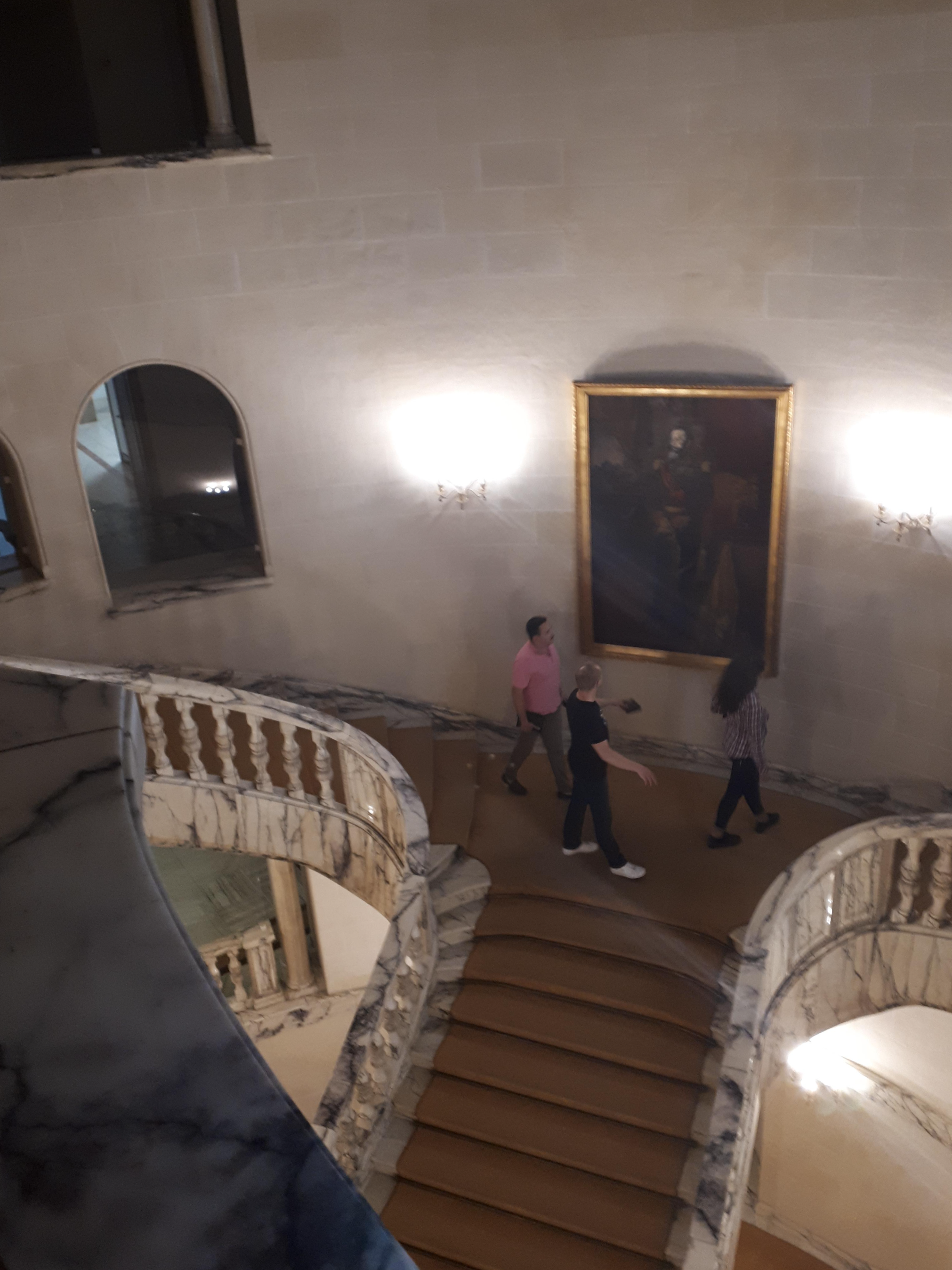 루마니아 부쿠레슈티 칼라테카 갤러리 계단