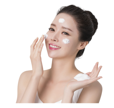 로션 바르는 사진