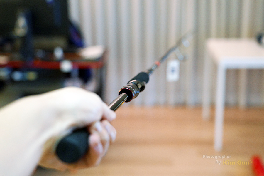 아부가르시아 아쿠아 컬러즈 모바일 결합