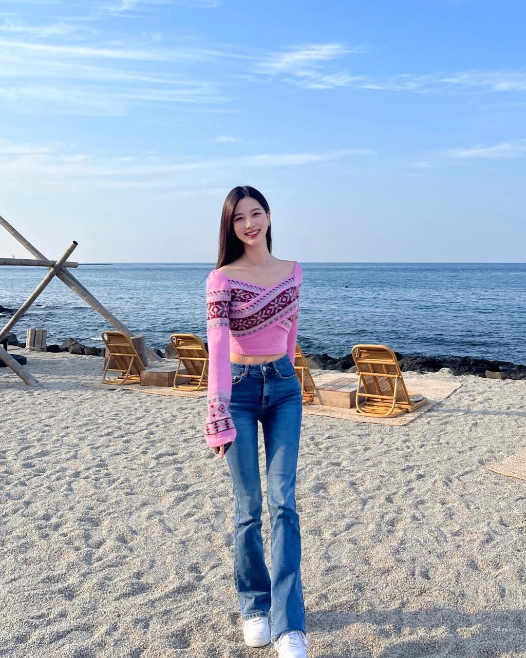 청바지 골반라인 자랑하는 김가현 아나운서