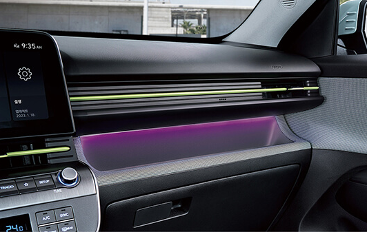 코나 풀체인지 실내 디자인