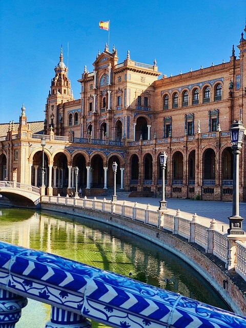 스페인 6월 날씨&middot;옷차림&middot;축제정보｜산세바스티안부터 세비야까지 총정리!