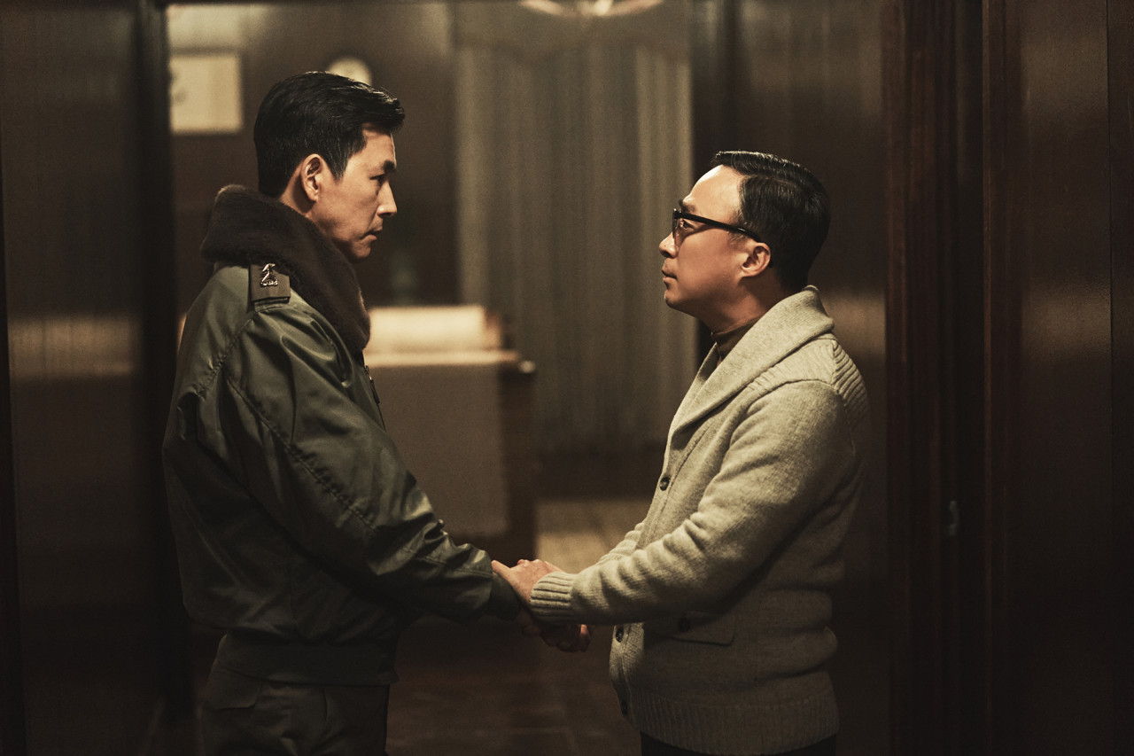 영화 서울의 봄 실화 실제인물 손익분기점 관객수 출연진 ott 줄거리 후기