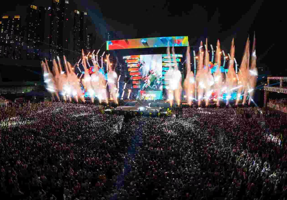 드림어스컴퍼니가 2019년부터 여름 대표 음악축제 '워터밤'과 함께하며 K-페스티벌 문화 확산과 성장에 동참하고 있다