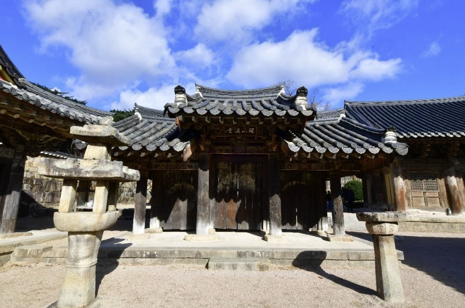 통도사 대문 이미지