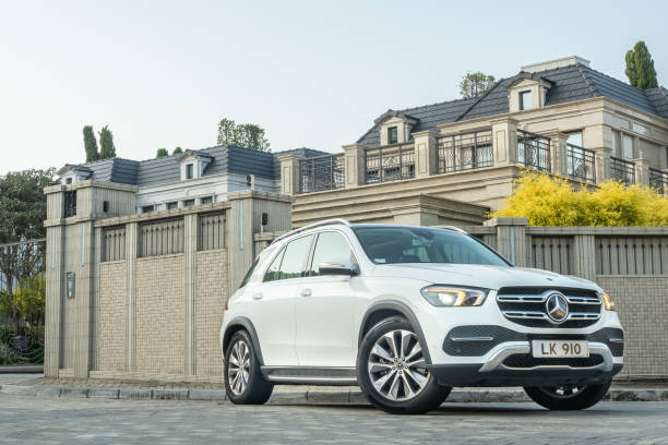 벤츠 GLE 전측면 사진