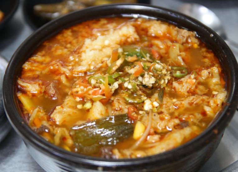 [6시 내고향] 대구 현풍백년도깨비시장&amp;#44; 수구레국밥 수구레쌀국수&amp;#44; 간장갈비찜 매운갈비찜&amp;#44; 떡볶이밀키트 택배주문&amp;#44; 국물닭발&amp;#44; 소고기햄버거&amp;#44; 자개 정보