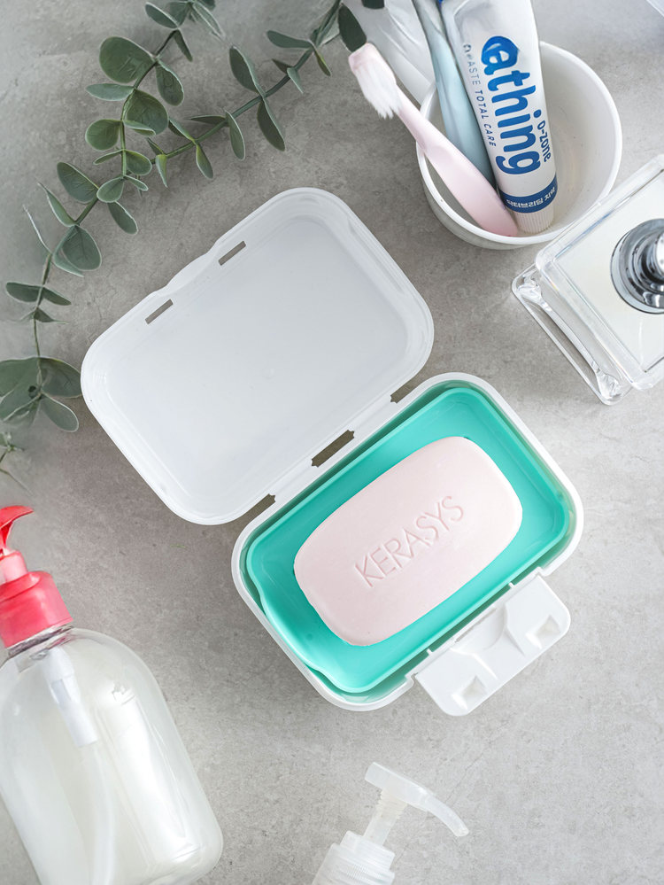 이노마나사의 휴대용 사각 받침 비누 케이스