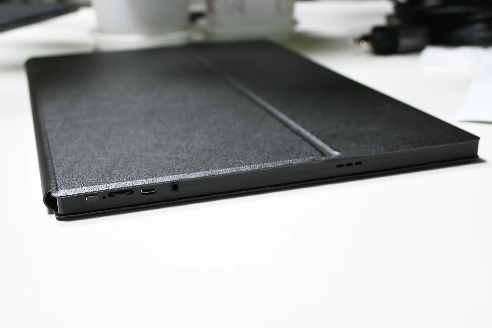 휴대용 모니터 제우스랩 z16p Pro Max 개봉기 사진10