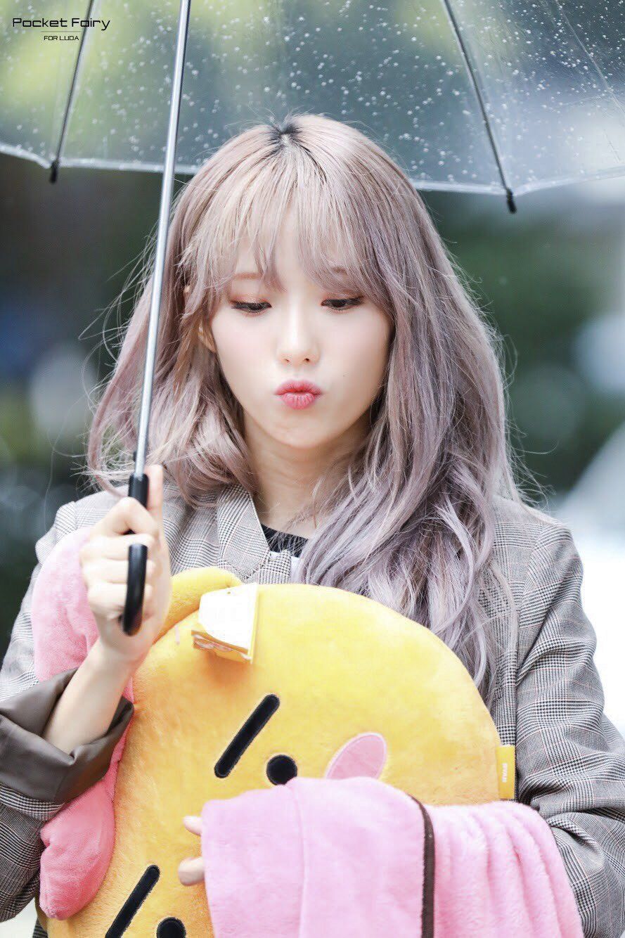 우주소녀 루다 인스타그램 사진 몸매