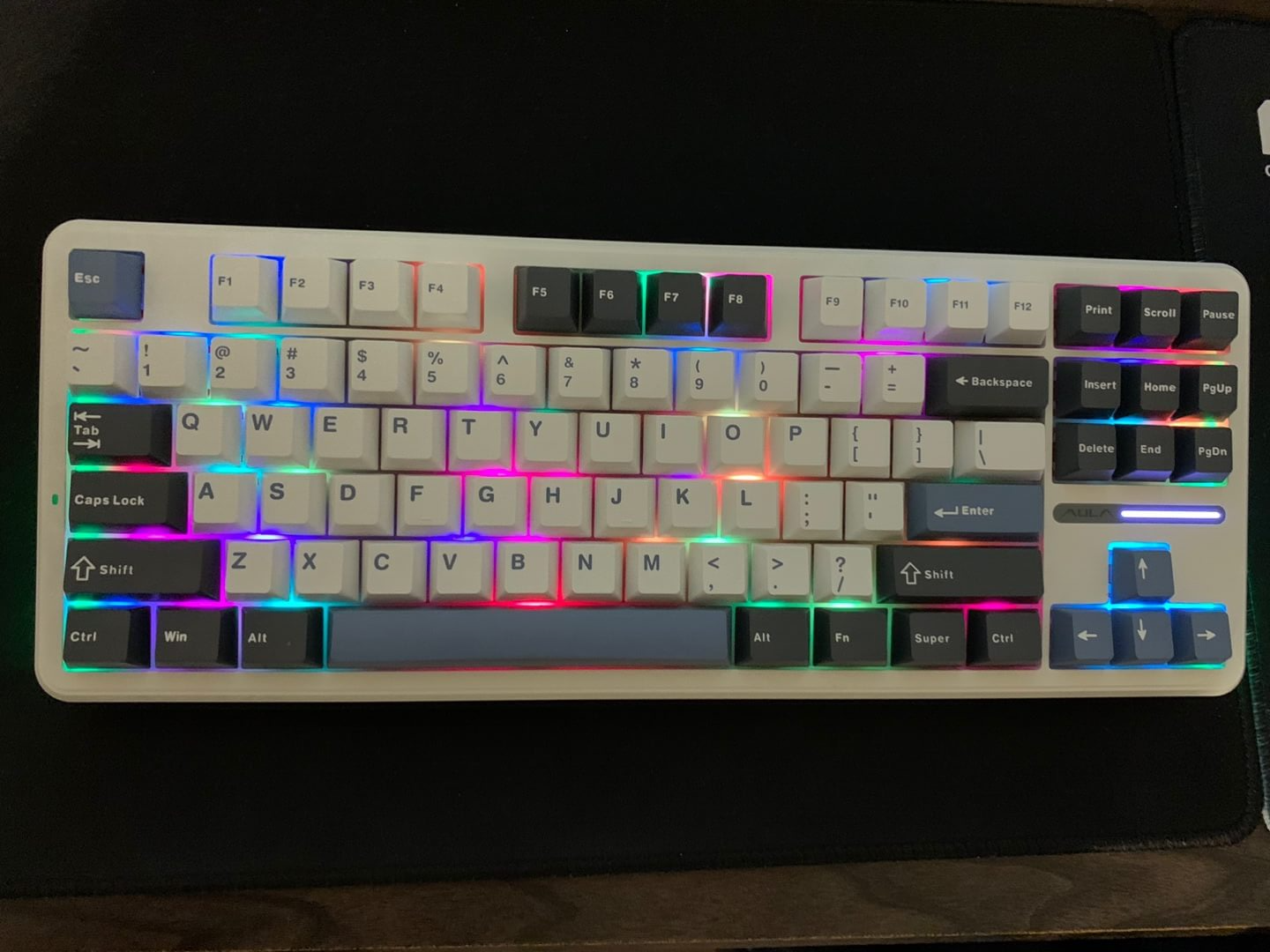 독거미 키보드 AULA F87 Pro 황축