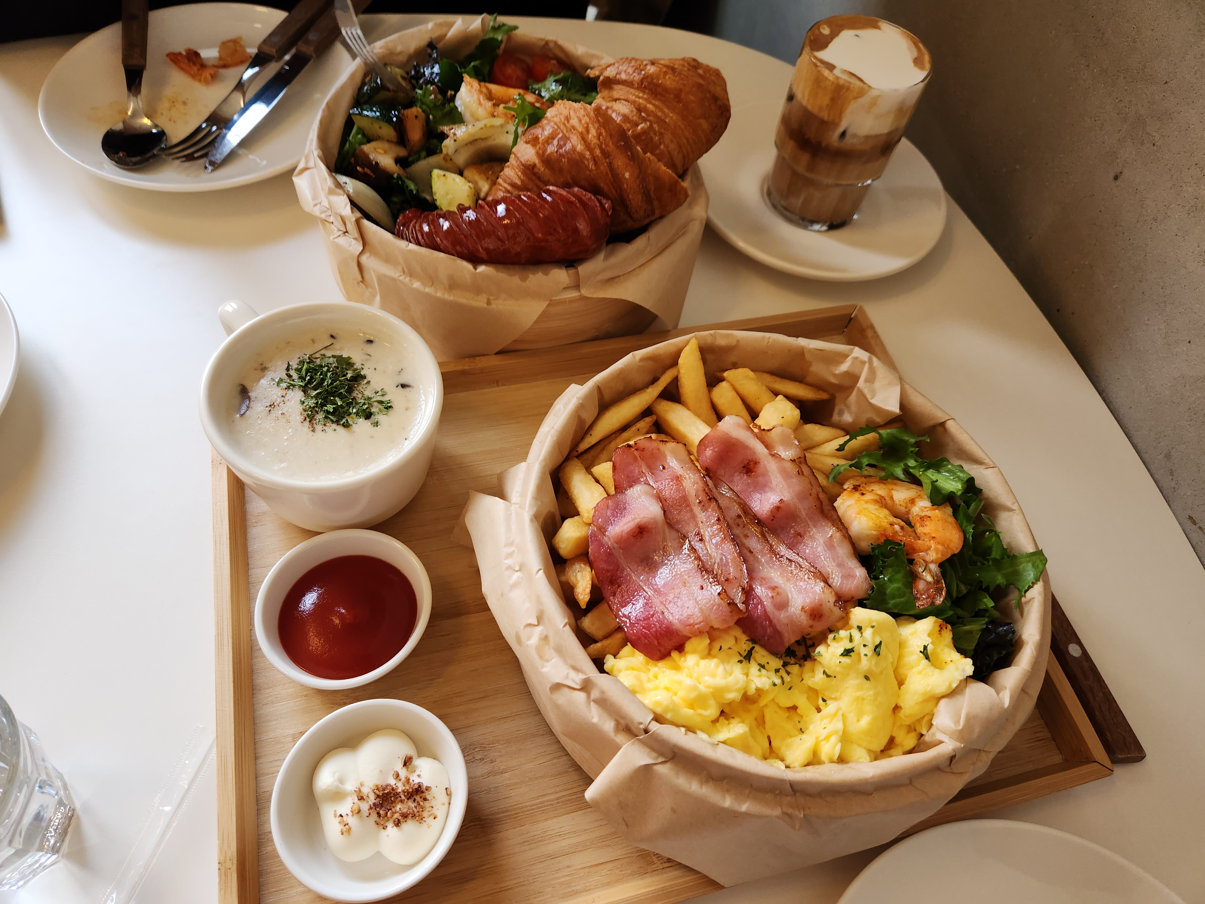 유람 브런치 바스켓, 크림라떼