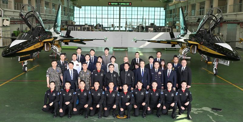 한일 국방협력 총정리: 2026 장관 회담, 9년 만의 수색구조훈련 재개 및 국방 AI 협력 합의 분석