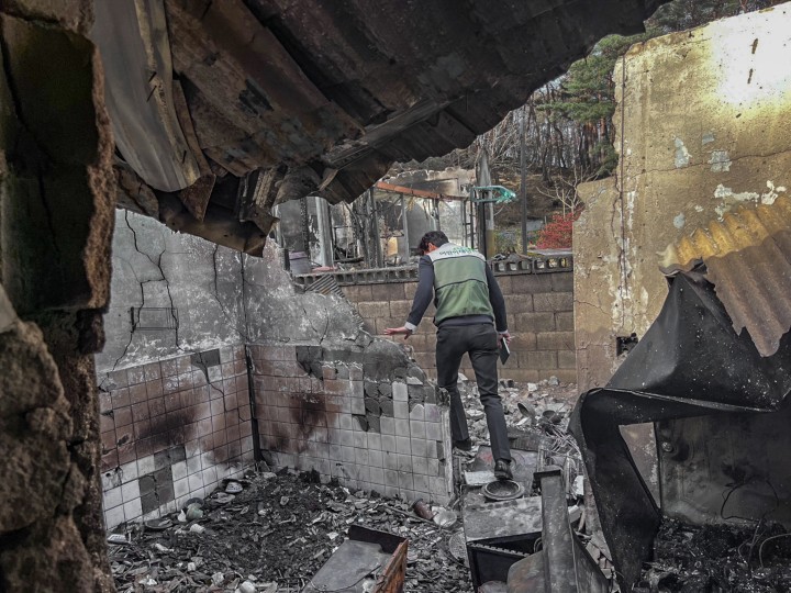 이세영 아동 가정 사진입니다. 강릉 산불로 인해 피해를 입은 우리 아이들에게 도움의 손길이 필요합니다.