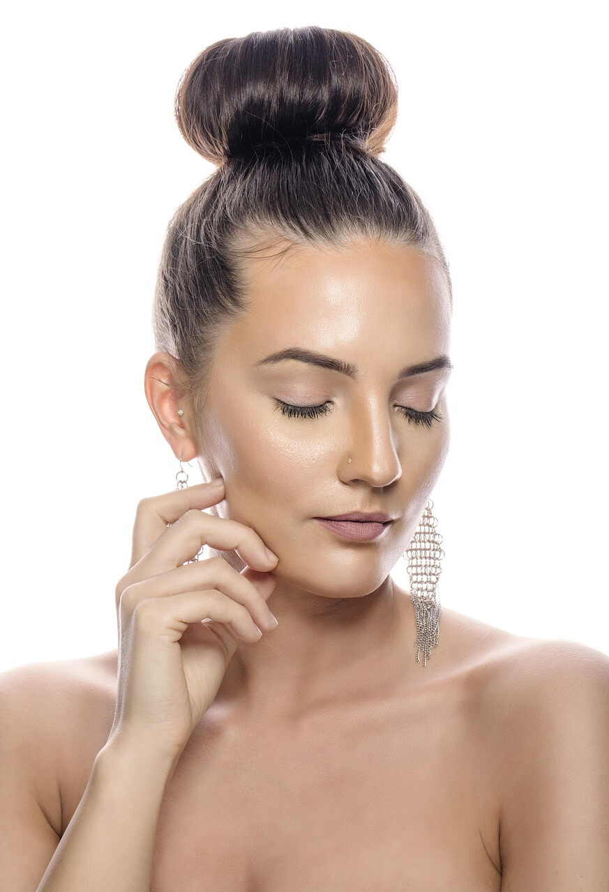 속건조 피부 개선법 완벽 정리 | 피부과 전문의가 추천하는 속보습 루틴