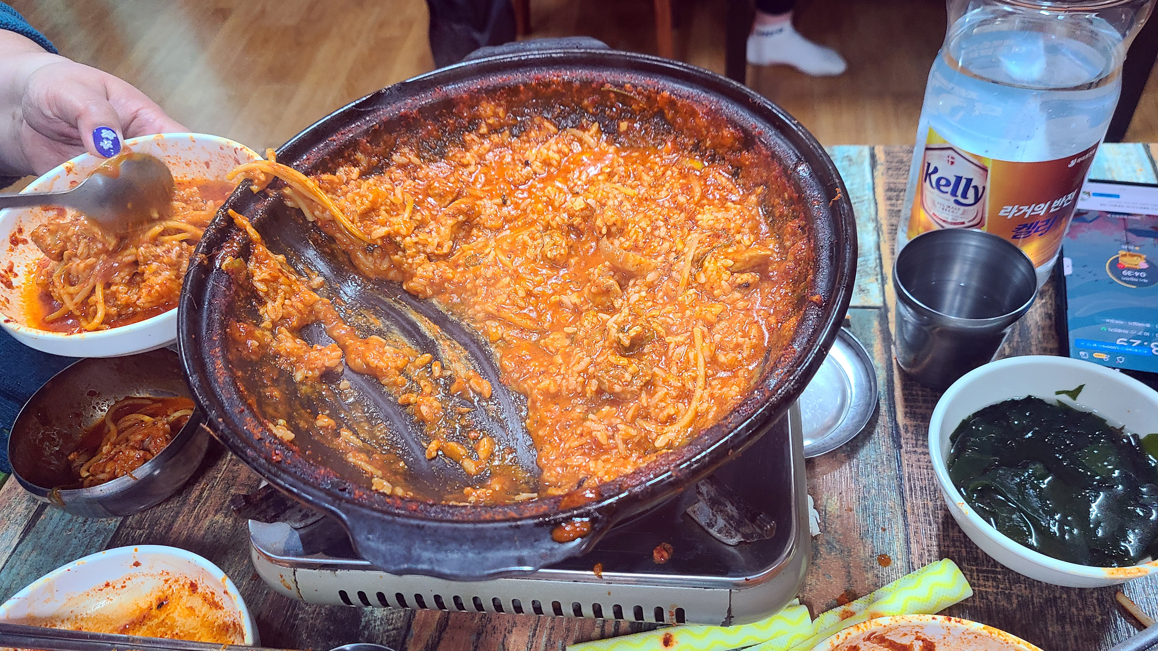 경남 산청군 돌담식당