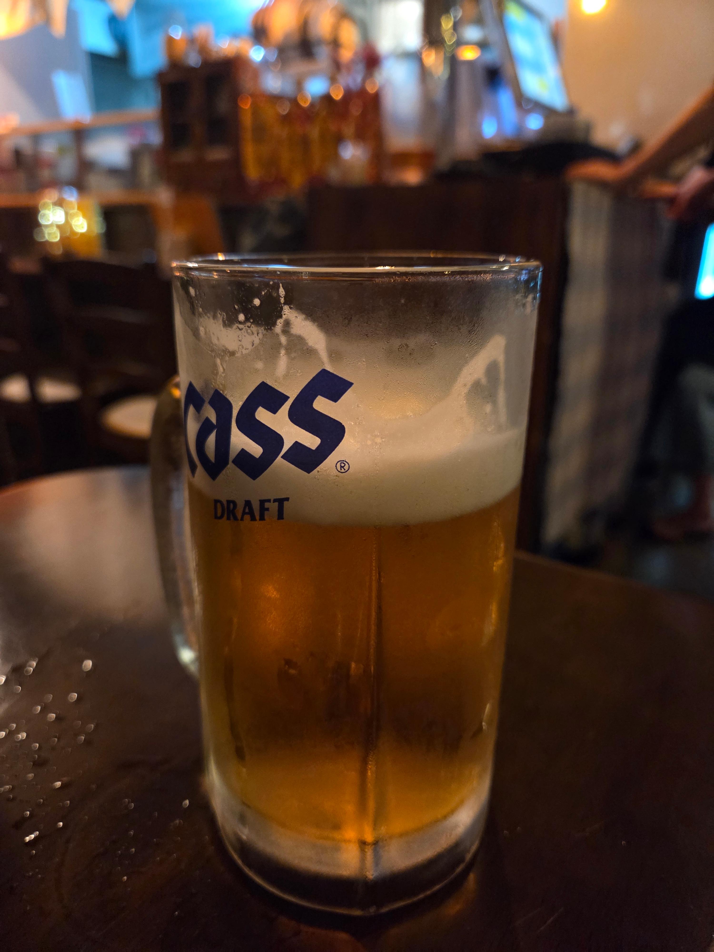 오가다 생맥주 – 시원한 아사히와 카스 생맥주